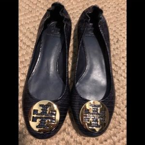 NIB Tory Burch Navy Reva Lizard shoes